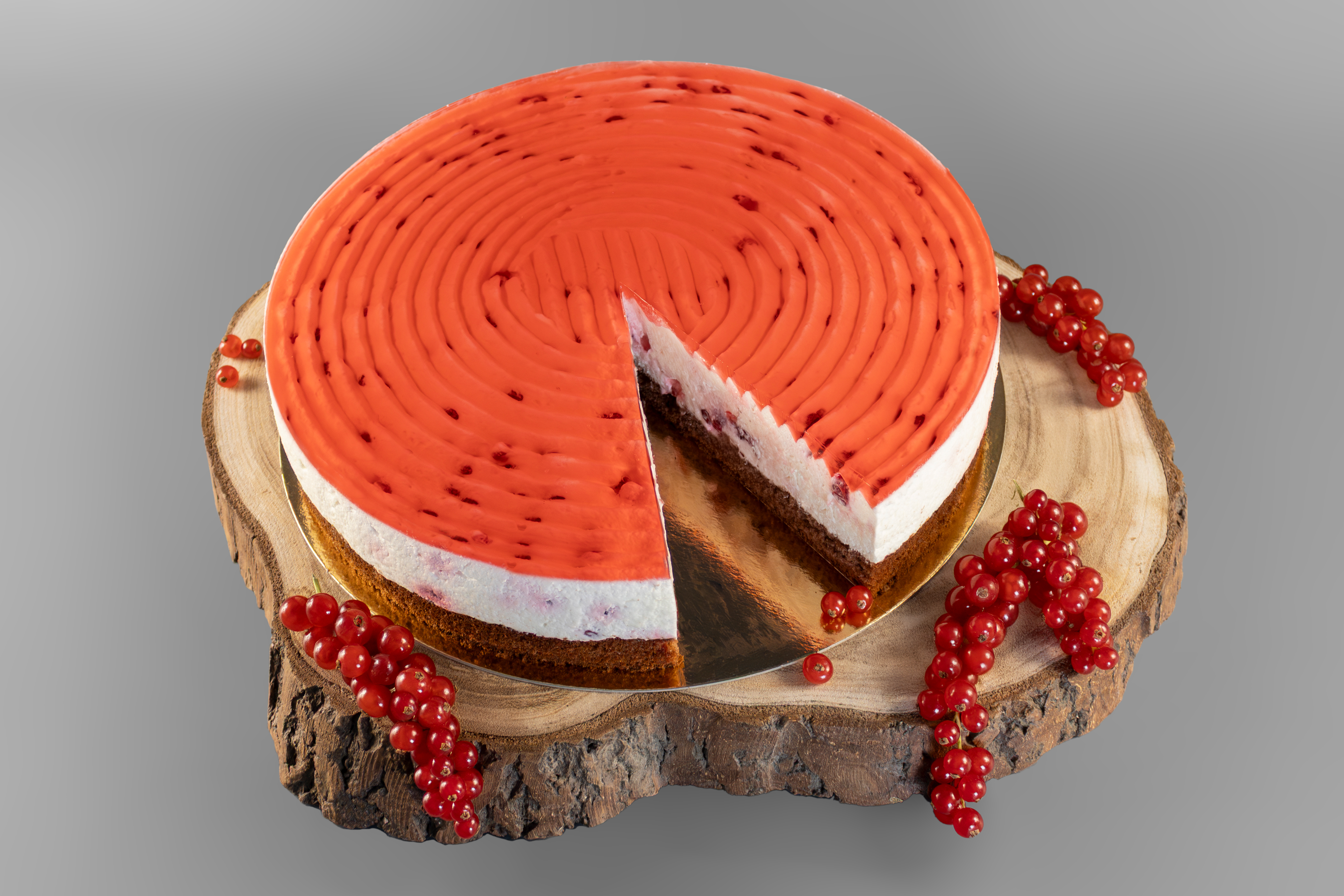 Johannisbeeren-Joghurt-Sahnetorte