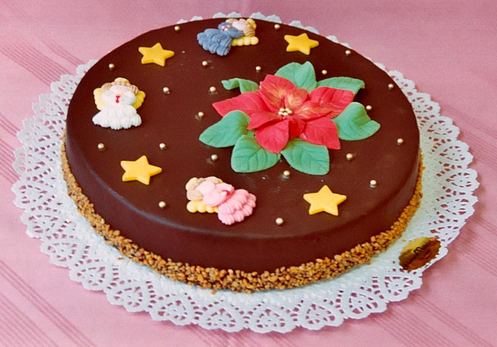 S26 Weihnachtliche Sondertorte