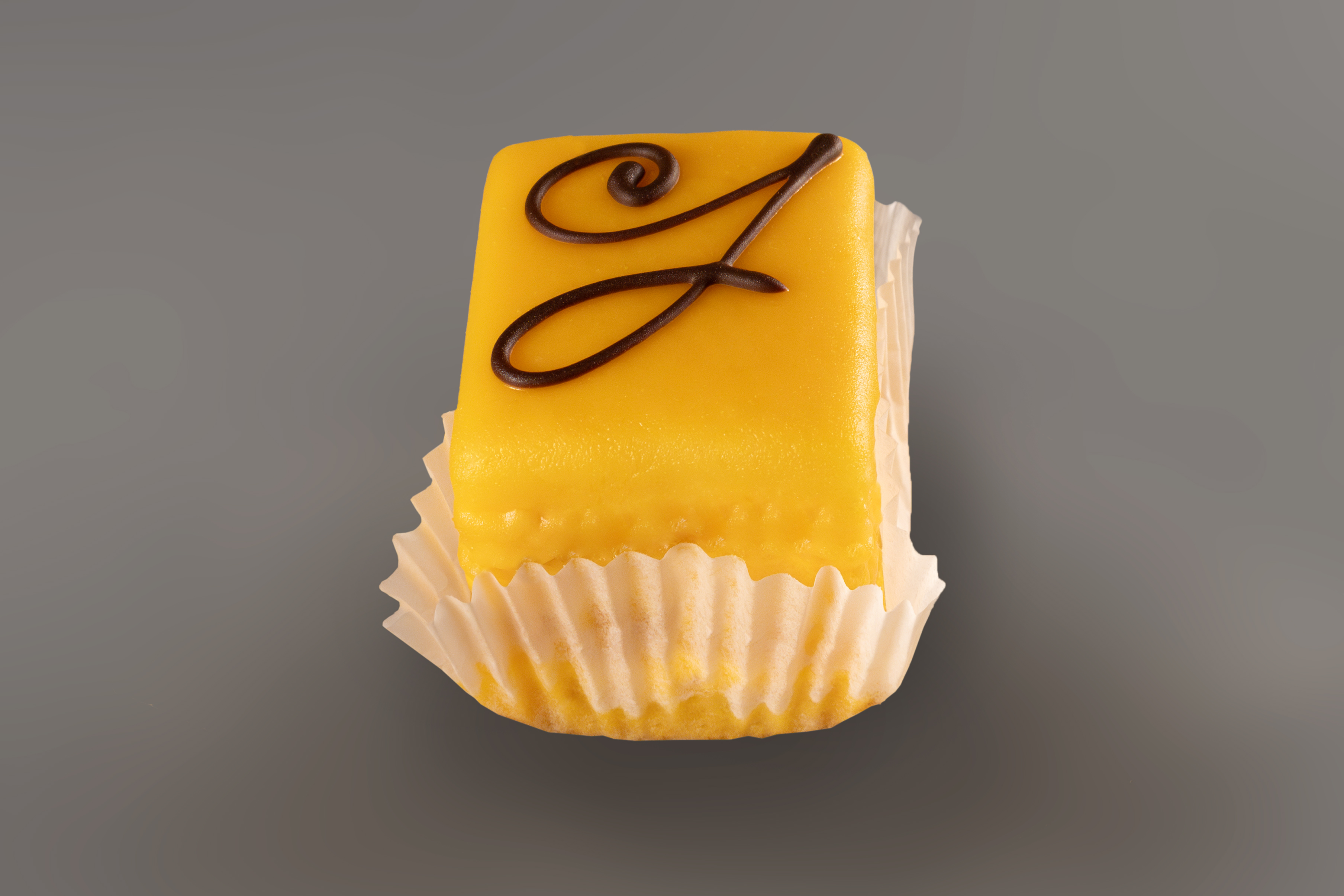 BT Petit fours