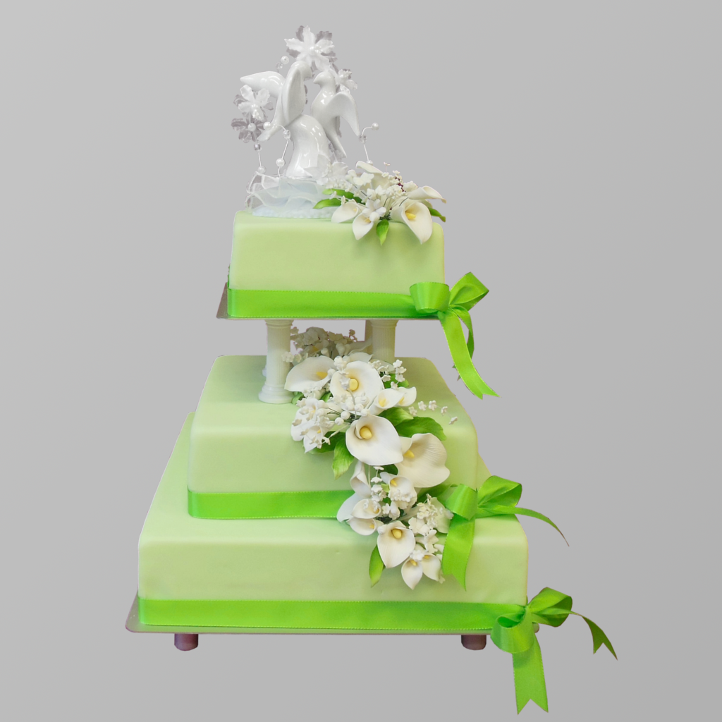 HAE3 Quadratische Hochzeitstorte mit Säulen